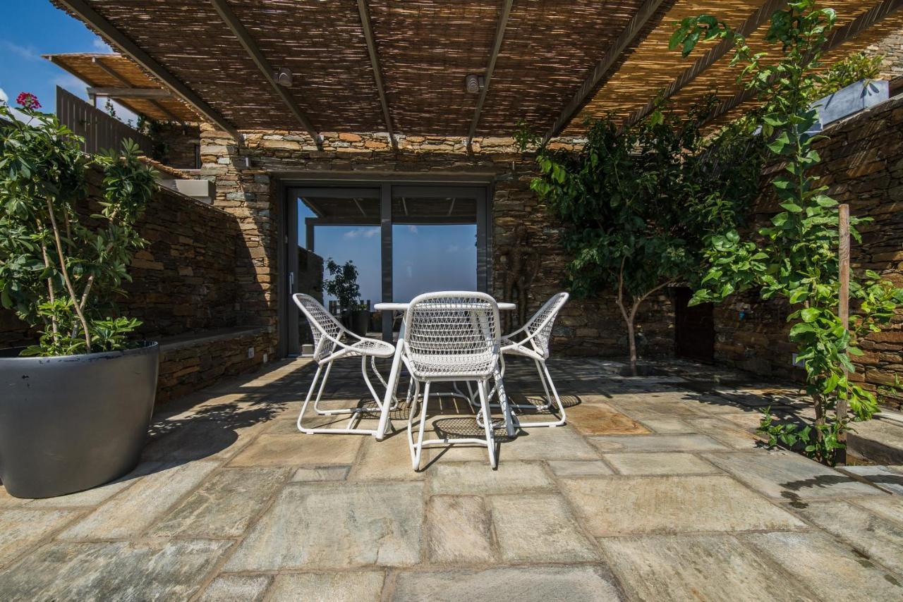 Archipelagotinos Agios Romanos Esterno foto